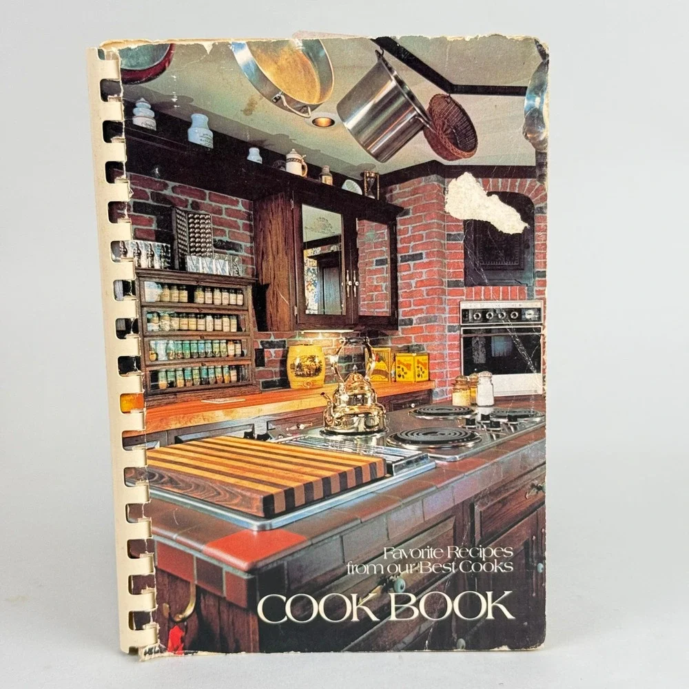 Vintage Favorite Recipes from Our Best Cooks Cookbook Plastic Comb Bound 1980's